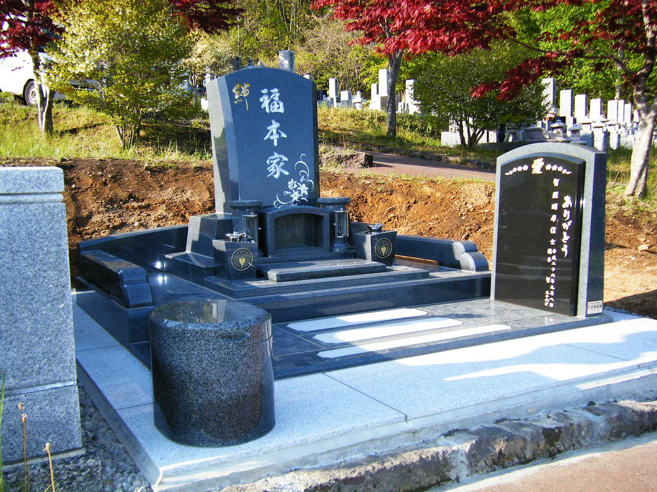 福本家亀田霊園.jpg